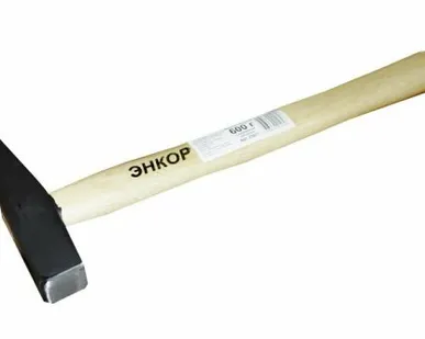 фото Молоток слесарный 600 гр Энкор (23011)