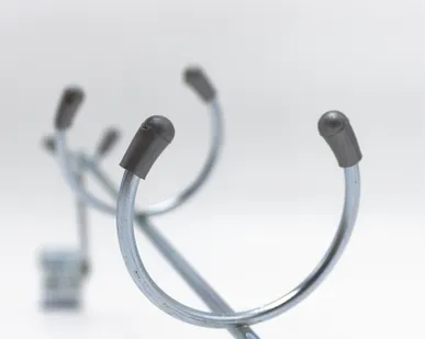 фото Держатель для плойки с ценникодержателем на штангу прямоугольную 30*15мм, цинк