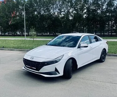 фото Hyundai Elantra 2022 г.