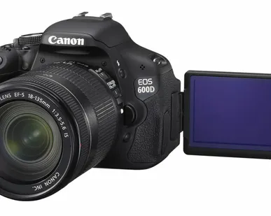 фото Аренда и прокат фотоаппарата Canon EOS 600D Kit