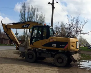 фото Экскаватор Caterpillar в аренду