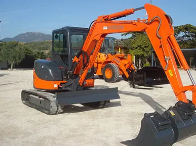фото Мини-экскаватор Hitachi ZX50U-2 на резиновом ходу