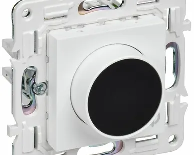 фото SKANDY Термостат электронный с индикацией SK-T01W арктический белый IEK