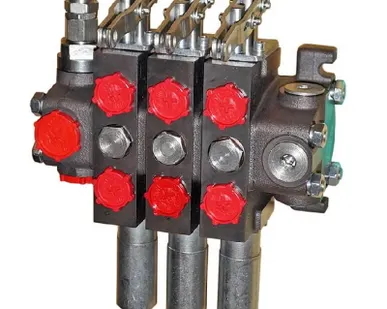 фото Гидрораспределитель МРС 70.4/1.РМ.113 (аналог РП 70-890.1) для тракторов МТЗ