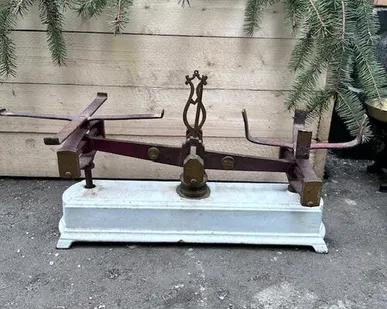 фото Весы старинные рыночные без чаш 46 см чугун латунь