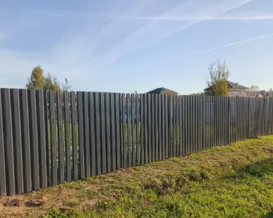 фото Забор из профнастила и штакетника