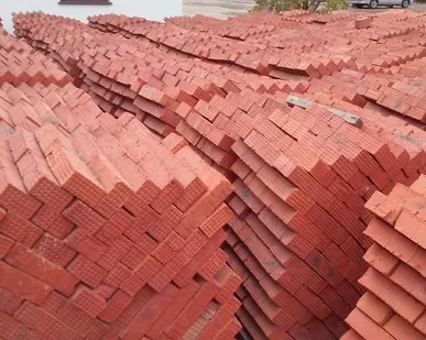 фото Строительный
кирпич (полнотелый) М125