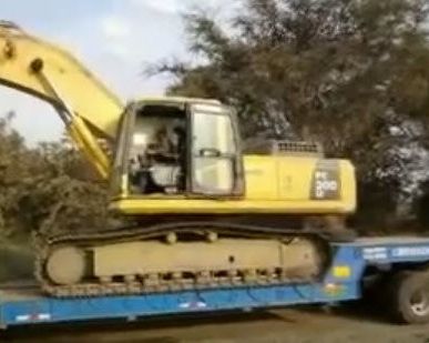 фото KOMATSU PC-300-7 Экскаватор