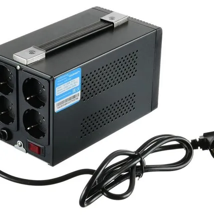 Фото №5 Стабилизатор напряжения AVR-2000 1200Вт 2000В.А IPPON 551689