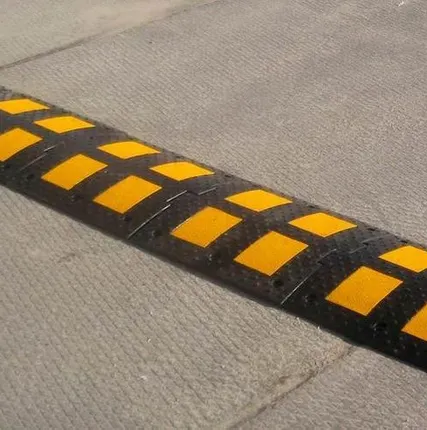 Фото №0 Лежачий полицейский искусственная дорожная неровность ИДН500 1,5 метра