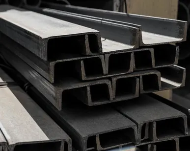 фото продаем швеллер 24