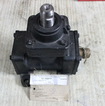 Фото №0 Редуктор угловой 101-3426010