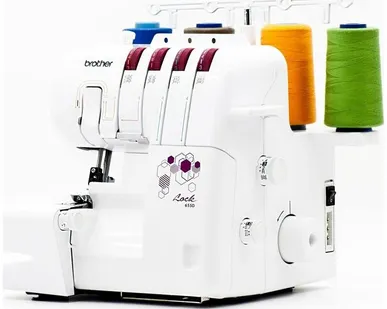 фото Оверлок Brother 655D