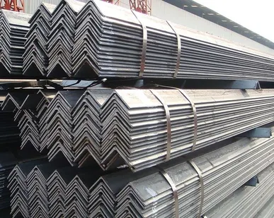 фото Уголок стальной 160х160х10 09Г2С С345