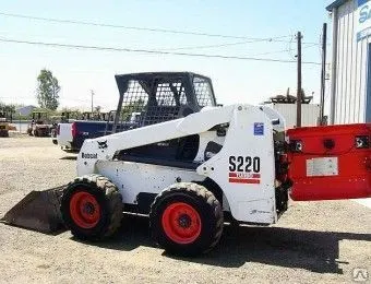 фото Аренда мини-погрузчика BOBCAT S220
