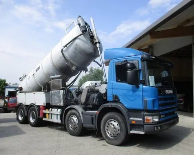 фото Илососная Машина на шасси SCANIA P124. Год 2003