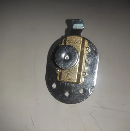 Фото №1 Выключатель массы, артикул ВК 318Б-01