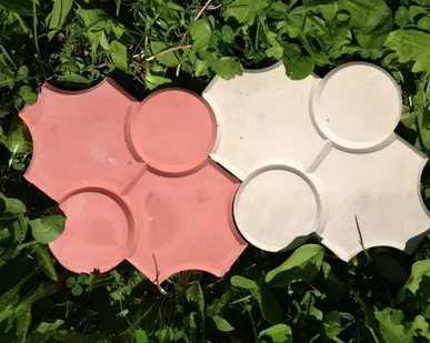 фото Брусчатка Клевер рельефный серая