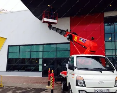 фото Аренда автовышки (автогидроподъемника) JINWOO 180, Санкт-Петербург