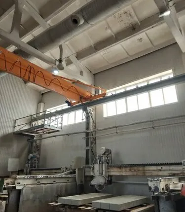 Фото №0 Производство опорных кранов