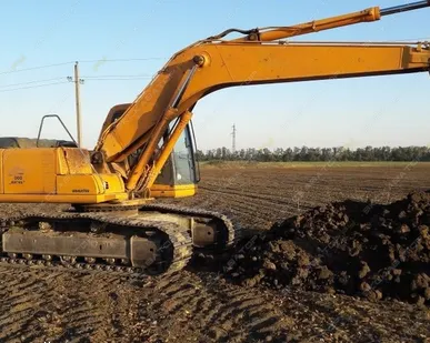 фото Аренда гусеничного экскаватора Komatsu PC200, Апшеронск