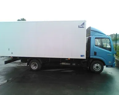 фото Naveco C-300 промтоварный фургон