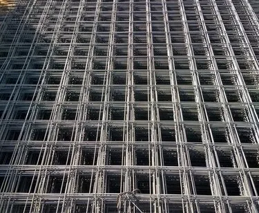 фото Сетка сварная BP-1 неоцинкованная 4 мм 50х50 мм (карта 0,5х2 м) ТУ