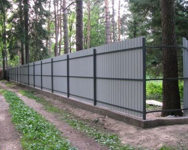 фото Монтаж забора