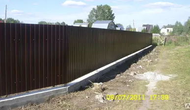 фото Забор из профнастила