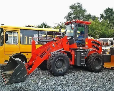 фото Погрузчик 1,5 м3 в BULL 930