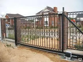 фото Монтаж и изготовление откатных / сдвижных ворот