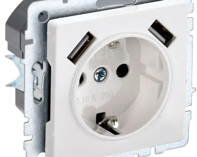 фото Розетка BRITE РЮш10-2-БрБ 16А с USB A+A 3.1А с заземл. защ. шторки бел. IEK BR-R14-16-U21-D31-K01