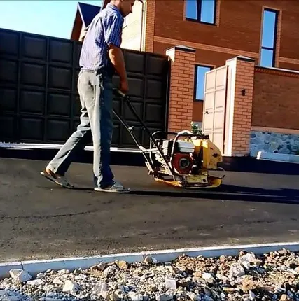 Фото №0 АСФАЛЬТИРОВАНИЕ