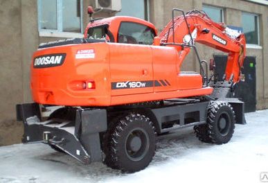 фото Колесный экскаватор Doosan DX160W