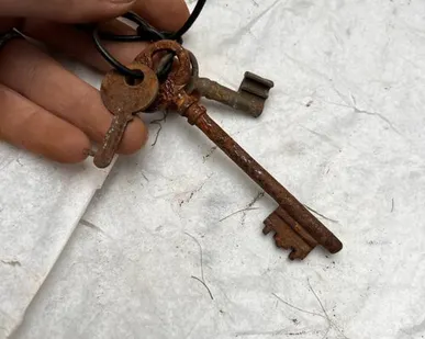 фото Ключ старинный металл 10 см набор 3 шт.