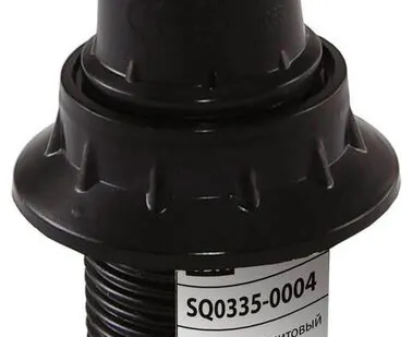 фото Электрический патрон с резьбовым кольцом Е14