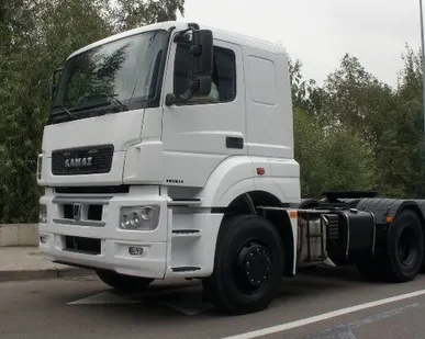 фото Седельный тягач КАМАЗ 65206-001-68 (6х4, двигатель Mercedes-Benz 430 л.с.)