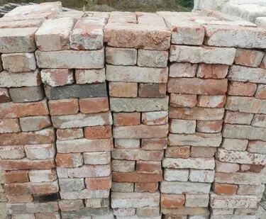 фото Кирпич б/у