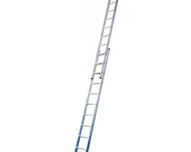 фото Двухсекционная выдвижная лестница CORDA 2х11 с траверсой