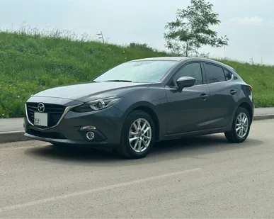 фото Mazda Axella