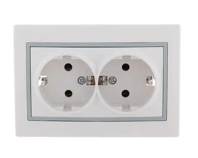 фото Розетка 2-м СП Мира керам. с заземл. бел./сер. LEZARD 701-0215-127