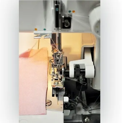 Фото №0 Оверлок Juki MO-55E