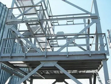 Фото №0 Сварные металлоконструкции из швеллера