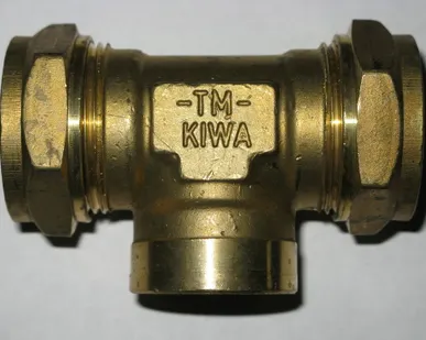 фото Тройник-обжим. TIEMME 28х3/4х28