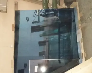 фото Стекло листовое в нарезку