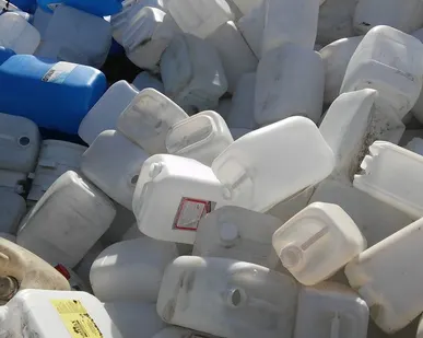 фото Сдать отходы пластмассы