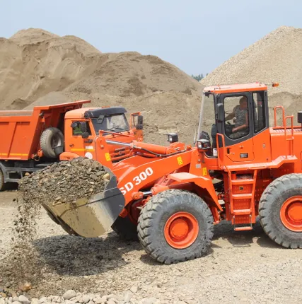 Фото №0 Щебень всех фракций по низкой цене с доставкой от карьера: ДСЗ «Мегас-М»