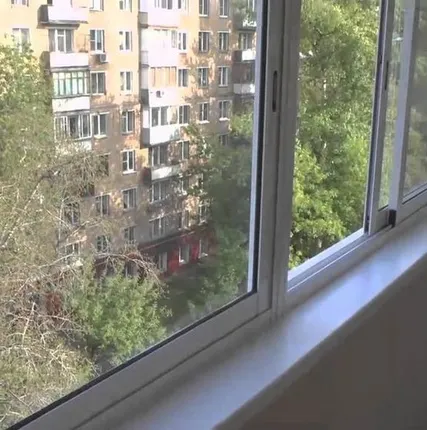 Фото №0 Остекление раздвижных балконов под ключ