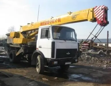 фото Погрузочно-разгрузочные работы автокраном СИЛАЧ КТА-25