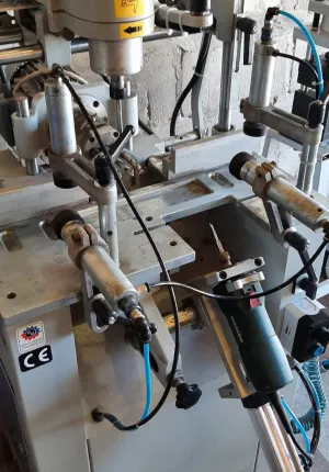 Фото №1 Копировально-фрезерный станок ozgenc omrm 118 в Москве